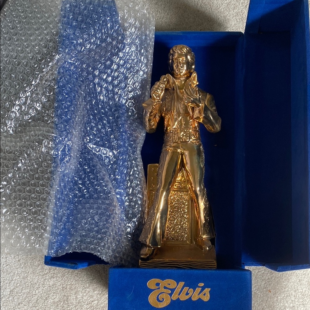 Elvis Gold Figurine - Home Accent